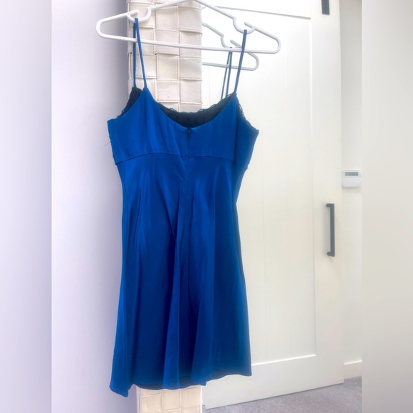 Satin beaded top cocktail dress - Picture 2 of 4